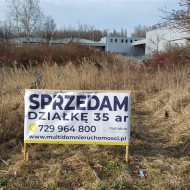 Działka na sprzedaż