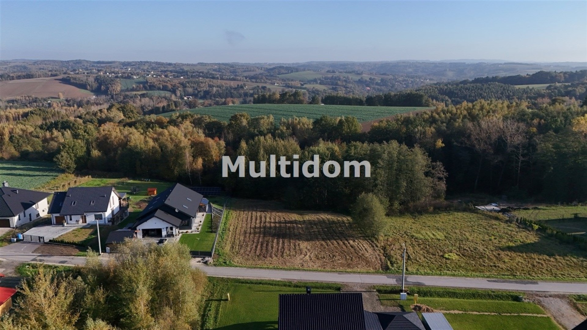 Działka na sprzedaż